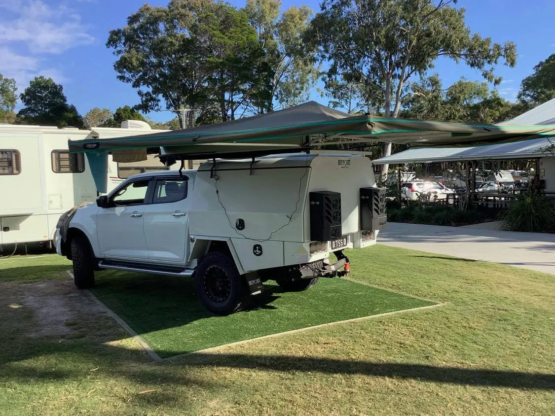 30 Second Wing Awning - Passenger Side
