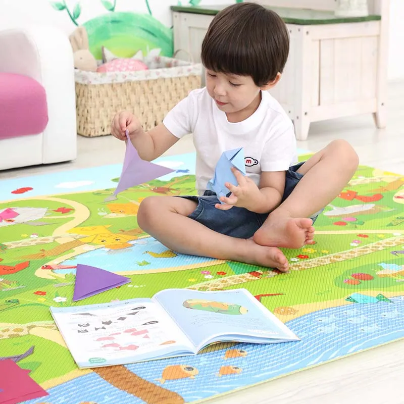 Amazing Origami Play Mat