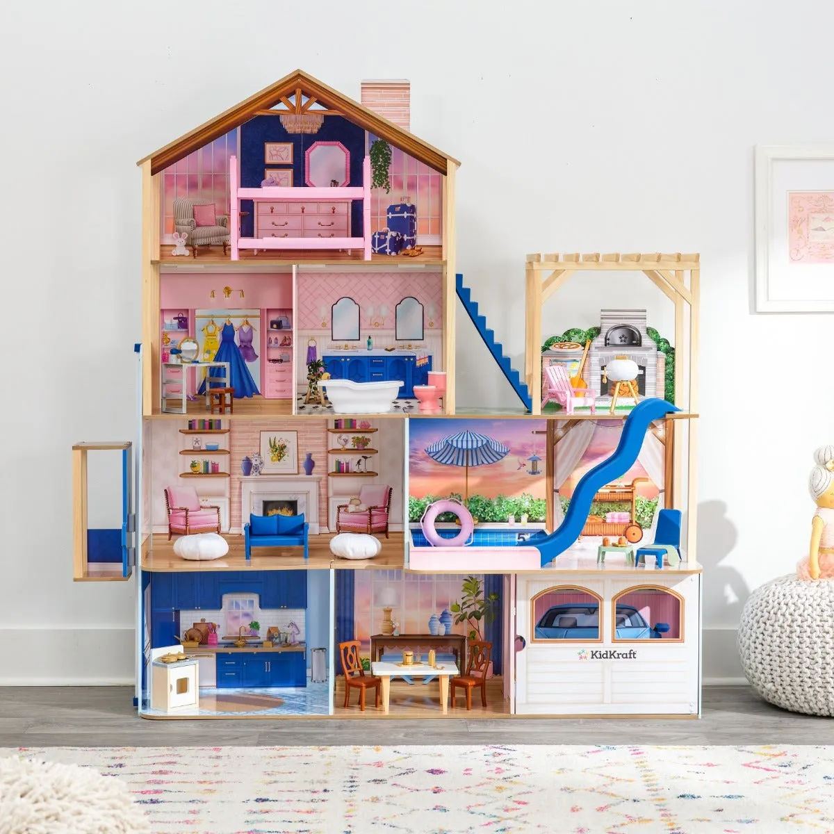 Hamptons Mansion & Pool House Dollhouse