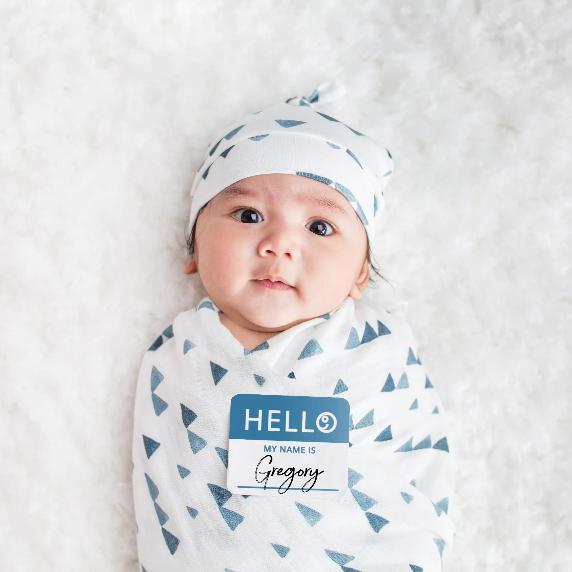 Lulujo Hello World Newborn Hat & Swaddle Set
