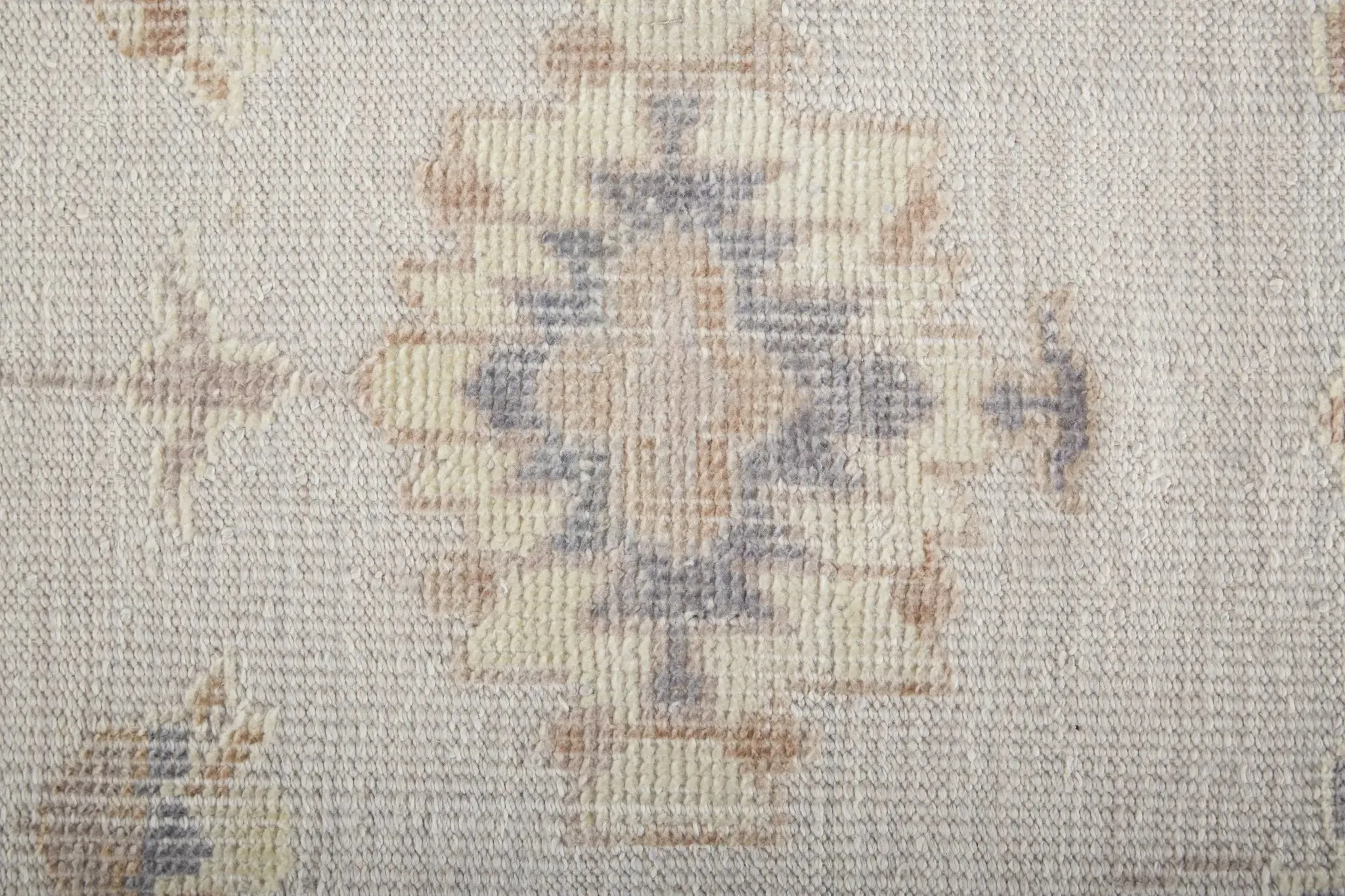 WendoverWND6847F Ivory/Tan Rug